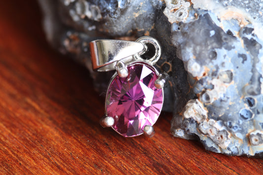 0.85ct Rhodolite Garnet in 'Barionetta' by Voltolini