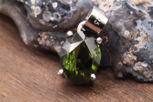 1.49ct Chrome Tourmaline in 'Barionetta' by Marco Voltolini