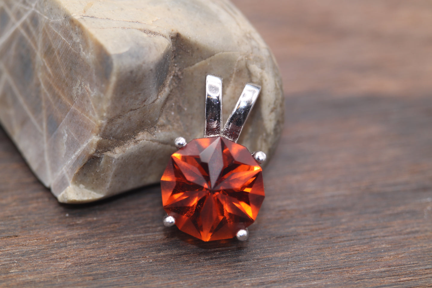 1.37ct Santa Ana Madeira Citrine in 'Aphrodite' by Andrew Brown
