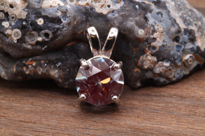 1.01ct Synthetic Alexandrite in 'Titan' by Scott Laborie