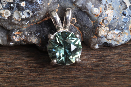 0.85ct Tourmaline in 'Titan' by Scott Laborie
