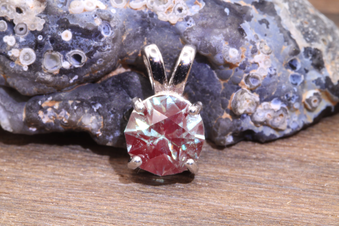 1.01ct Synthetic Alexandrite in 'Titan' by Scott Laborie